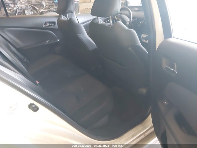 Toyota Prius Two 2018 JTDKBRFUXJ3069036 Image 8