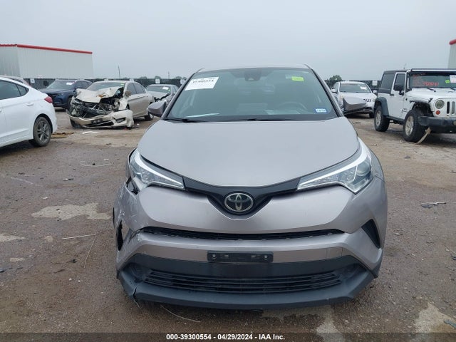 Toyota C-HR XLE 2019 NMTKHMBX2KR089104 Image 12