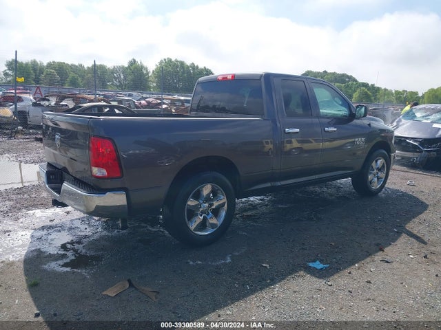 1C6RR6FGXKS526509 RAM 1500 Classic Tradesman Quad Cab 4x2 6'4 Box