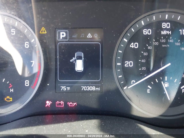 Hyundai TUCSON SE 2018 KM8J2CA42JU669698 Image 16