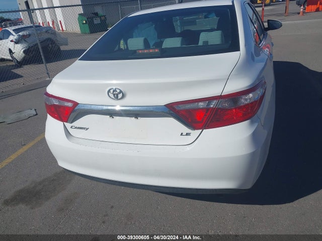 Toyota CAMRY LE 2016 4T4BF1FK4GR566740 Image 16