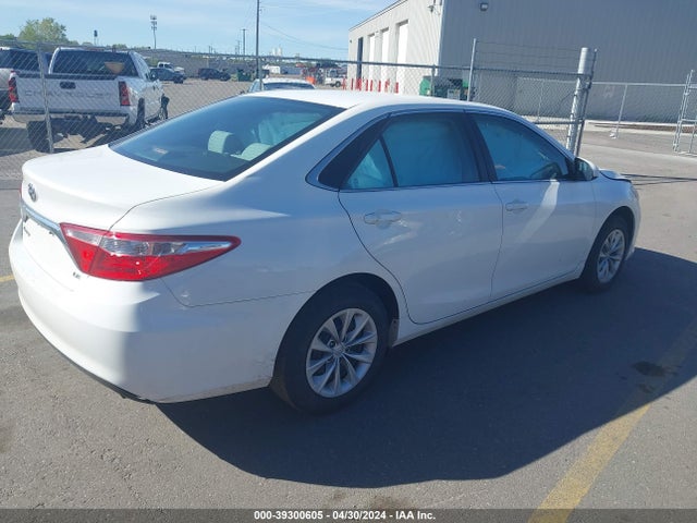 Toyota CAMRY LE 2016 4T4BF1FK4GR566740 Image 4