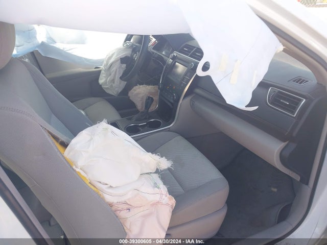 Toyota CAMRY LE 2016 4T4BF1FK4GR566740 Image 5