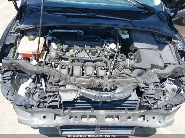Ford FOCUS SEL 2017 1FADP3H29HL325136 Image 10