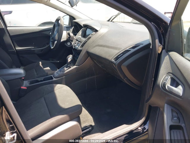 Ford FOCUS SEL 2017 1FADP3H29HL325136 Image 5