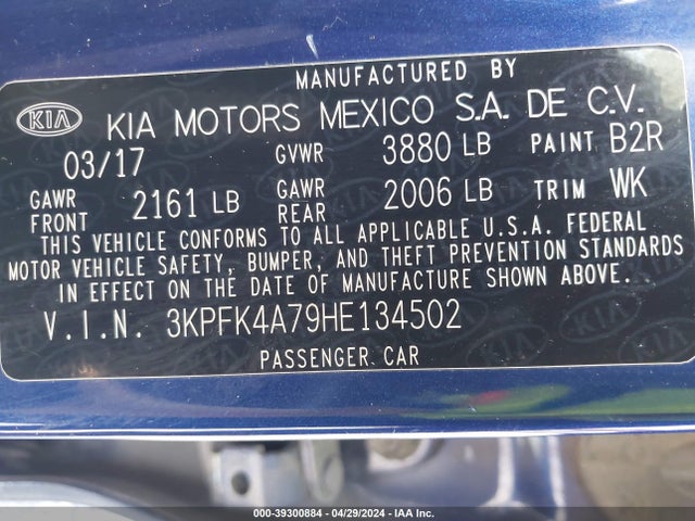 KIA FORTE LX 2017 3KPFK4A79HE134502 Image 9