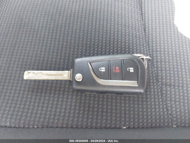 Toyota RAV4 LE 2019 2T3H1RFV0KW054498 Image 11