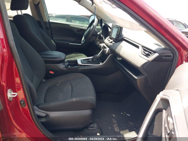 Toyota RAV4 LE 2019 2T3H1RFV0KW054498 Image 5