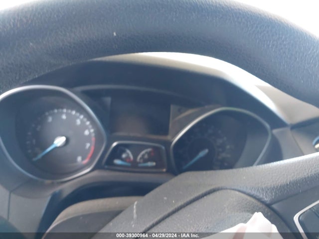 Ford FOCUS SE 2017 1FADP3F27HL206519 Image 7