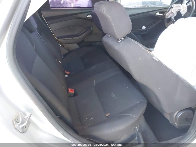 Ford FOCUS SE 2017 1FADP3F27HL206519 Image 8