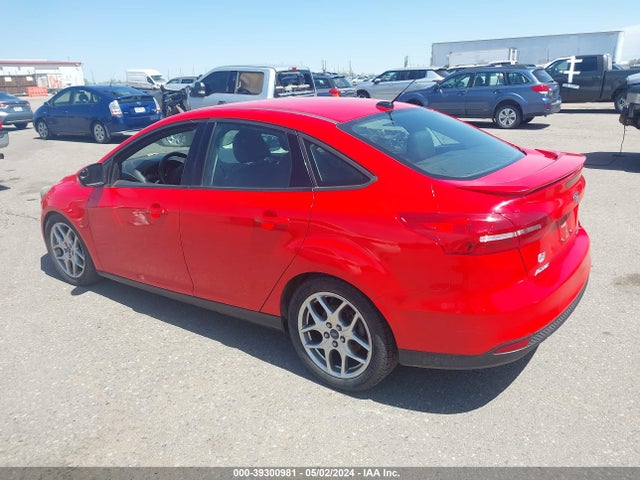 Ford FOCUS SE 2015 1FADP3F24FL336450 Image 3