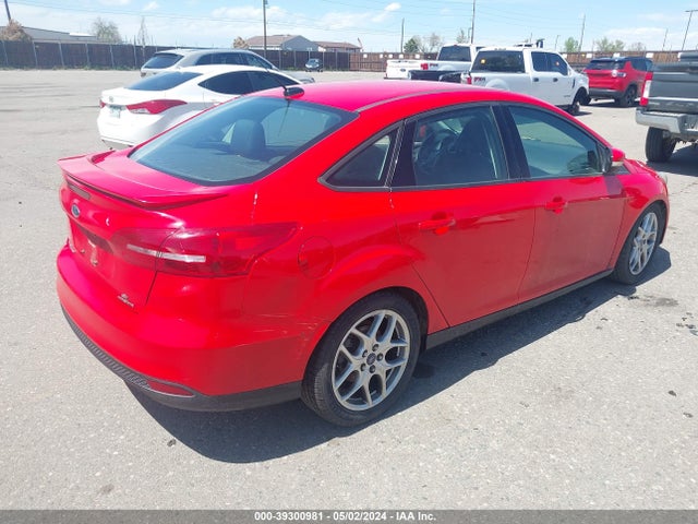 Ford FOCUS SE 2015 1FADP3F24FL336450 Image 4