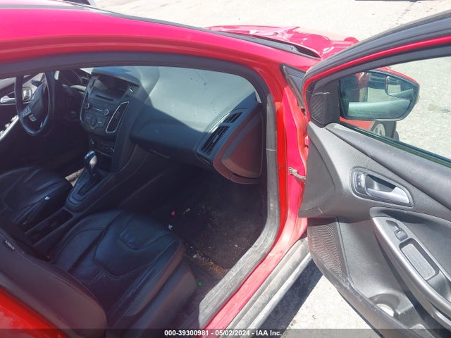 Ford FOCUS SE 2015 1FADP3F24FL336450 Image 5