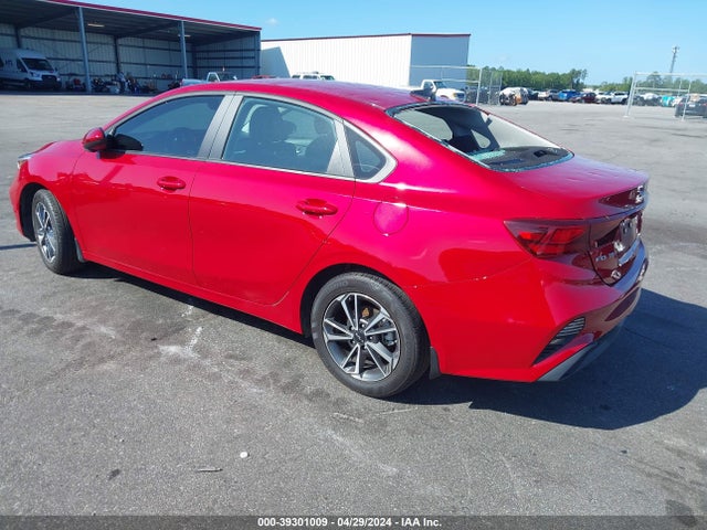 KIA Forte Lxs 2022 3KPF24AD9NE458597 Image 3