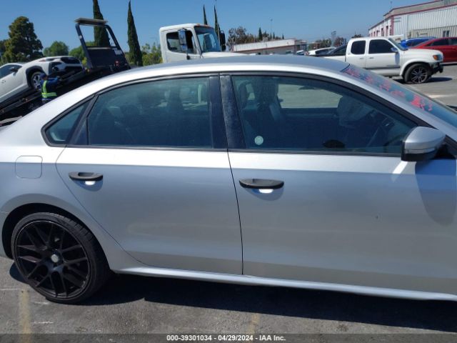 1VWAT7A37EC027342 Volkswagen Passat 1.8t Wolfsburg Edition