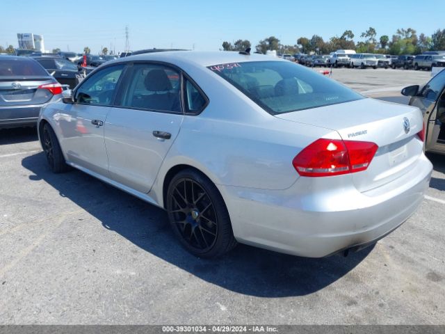1VWAT7A37EC027342 Volkswagen Passat 1.8t Wolfsburg Edition