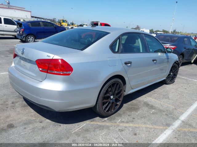 1VWAT7A37EC027342 Volkswagen Passat 1.8t Wolfsburg Edition
