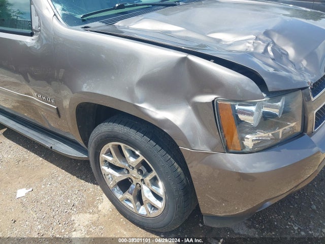 Chevrolet Tahoe Lt 2014 1GNSCBE00ER191045 Image 17