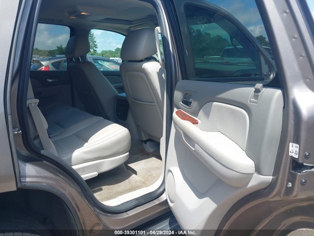 Chevrolet Tahoe Lt 2014 1GNSCBE00ER191045 Image 8