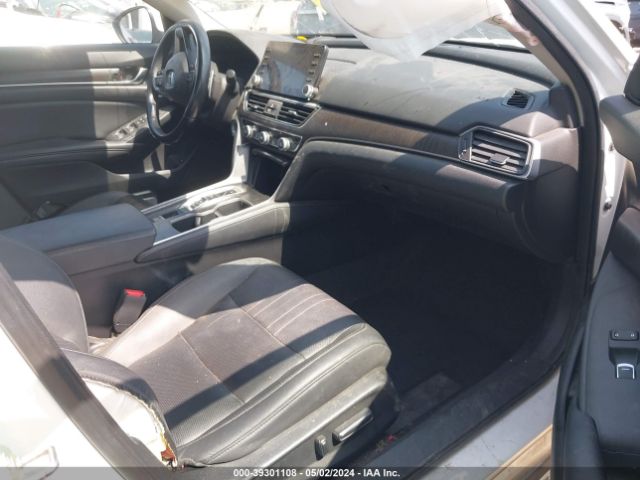1HGCV2F98KA005705 Honda Accord Touring 2.0t