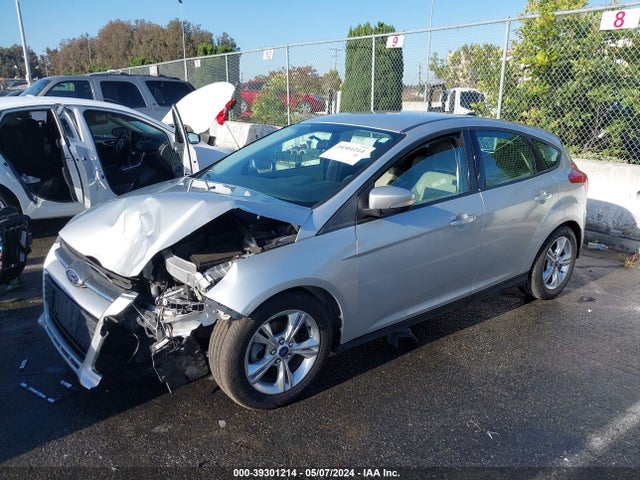 Ford FOCUS SE 2014 1FADP3K23EL277718 Image 2