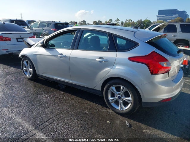 Ford FOCUS SE 2014 1FADP3K23EL277718 Image 3