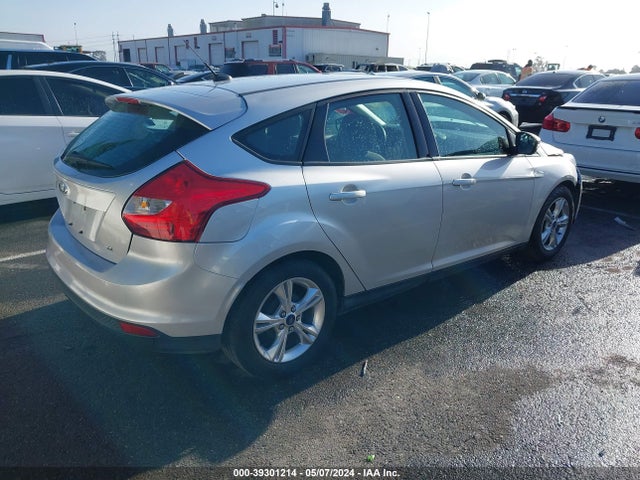 Ford FOCUS SE 2014 1FADP3K23EL277718 Image 4