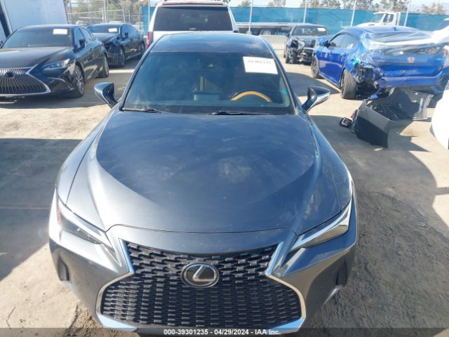 JTHCA1D20M5113644 Lexus IS 300