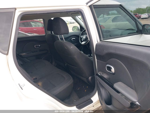 KIA SOUL + 2017 KNDJP3A54H7463239 Image 8