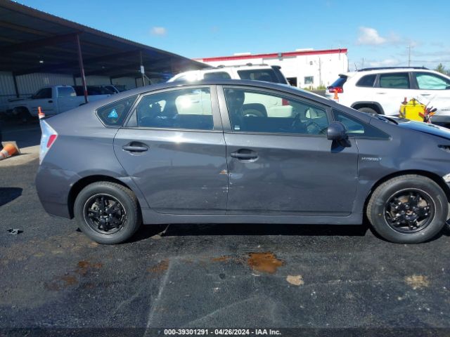 JTDKN3DU4F0478567 Toyota Prius Two