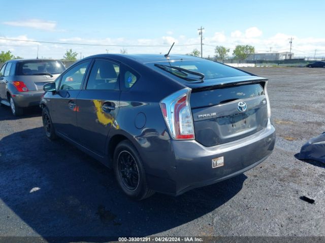 JTDKN3DU4F0478567 Toyota Prius Two