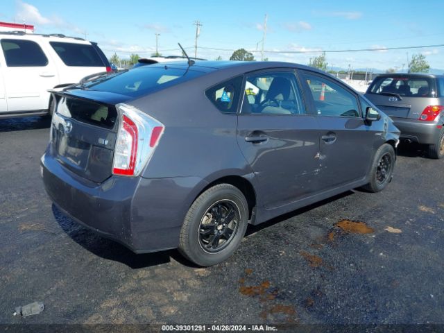 JTDKN3DU4F0478567 Toyota Prius Two