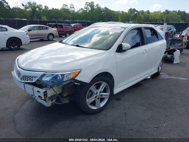 Toyota CAMRY SE 2014 4T1BF1FK8EU416671 Image 2