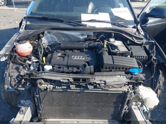 WA1ECCFS1HR008956 Audi Q3 2.0t Premium