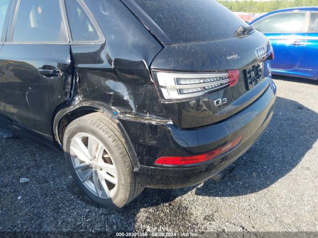 WA1ECCFS1HR008956 Audi Q3 2.0t Premium