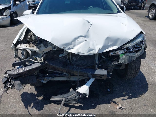 Toyota COROLLA SE 2017 5YFBURHE4HP723465 Image 6