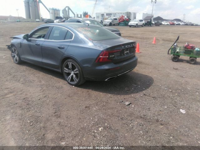 2022 VOLVO S60 RECHARGE PLUG-IN HYBRID 7JRH60FL2NG193464 Photo 2