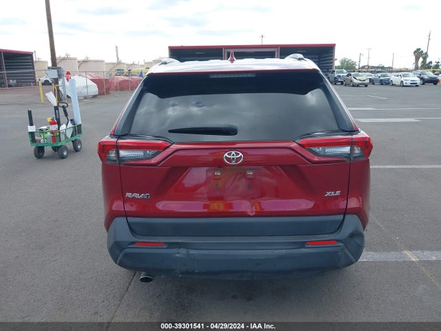 Toyota Rav4 Xle Premium 2019 JTMC1RFV0KD041211 Image 16