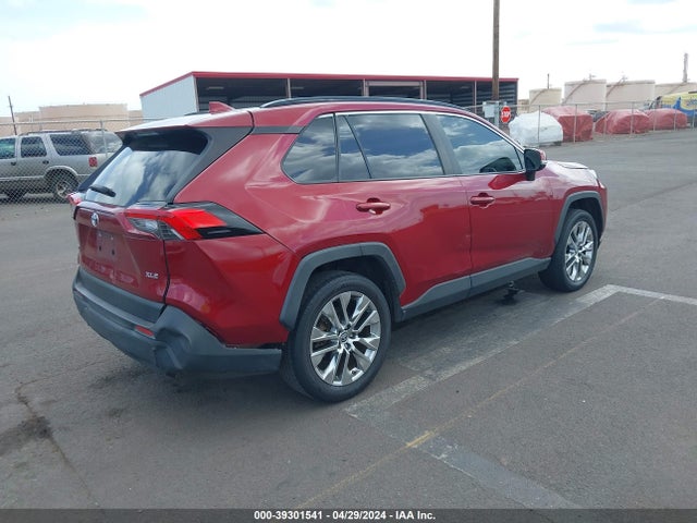 Toyota Rav4 Xle Premium 2019 JTMC1RFV0KD041211 Image 4
