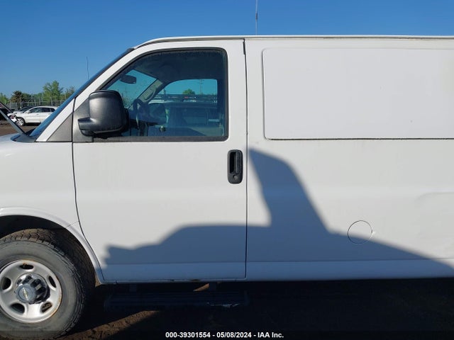 Chevrolet Express 3500 Work Van 2015 1GCZGTFG4F1280792 Image 14