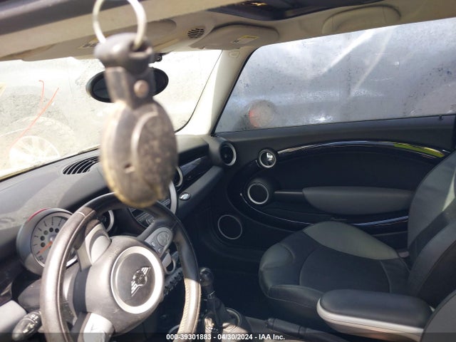 2009 MINI COOPER S WMWMF73589TW86314 Photo 10