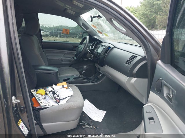 Toyota Tacoma 2014 5TFTX4CN8EX047105 Image 5