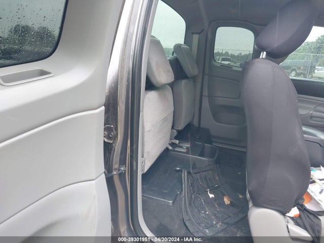 Toyota Tacoma 2014 5TFTX4CN8EX047105 Image 8