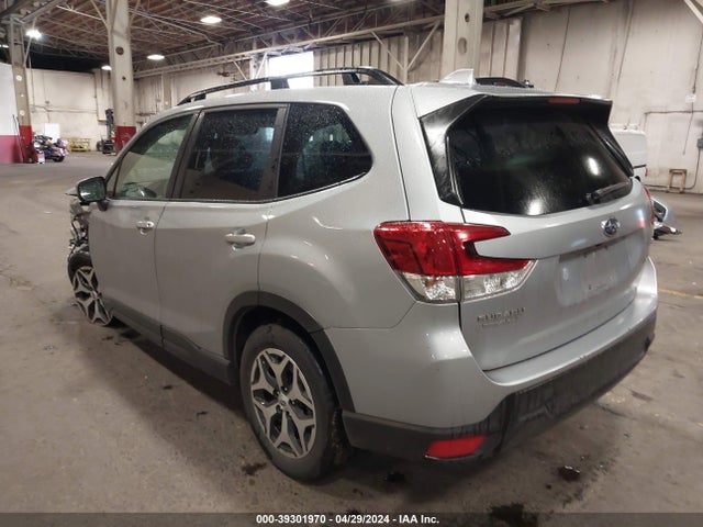 Subaru Forester Premium 2022 JF2SKAEC4NH487158 Image 3