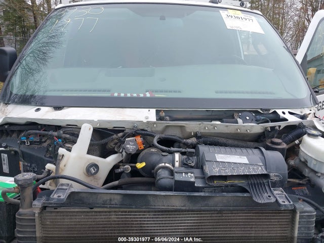 Chevrolet Express 2500 Work Van 2019 1GCWGAFG6K1147226 Image 10