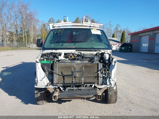 Chevrolet Express 2500 Work Van 2019 1GCWGAFG6K1147226 Image 12