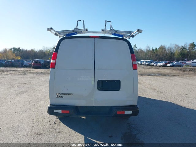 Chevrolet Express 2500 Work Van 2019 1GCWGAFG6K1147226 Image 16