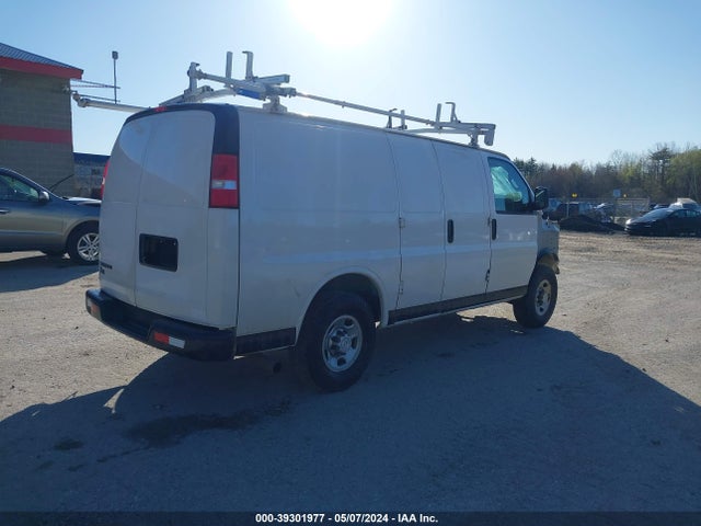 Chevrolet Express 2500 Work Van 2019 1GCWGAFG6K1147226 Image 4