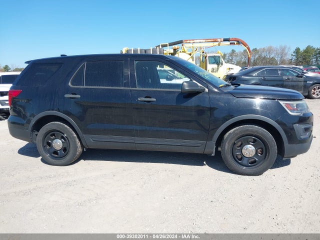 Ford Utility Police Interceptor 2016 1FM5K8AR2GGB53911 Image 13