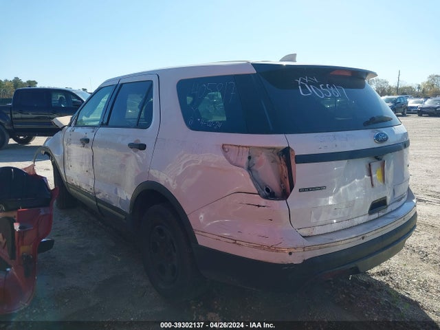 Ford Utility Police Interceptor 2017 1FM5K8AR9HGD66663 Image 3
